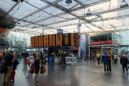 "manchester,United,Kingdom-,September,1,2018:,A,Number,Of,Train,Delay