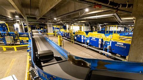 060326_Baggage_System_p-048