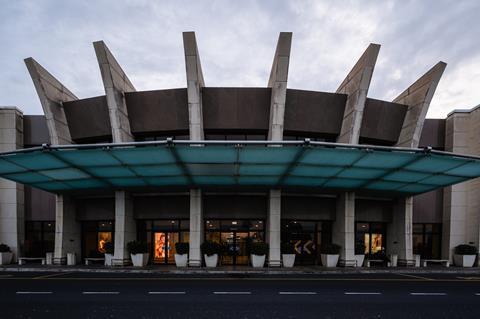 Facade_Central Crown other