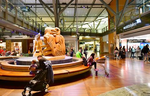 Vancouver,canada,Sep,25,2017,:,Passengers,In,Vancouver,International,Airport,(yvr)