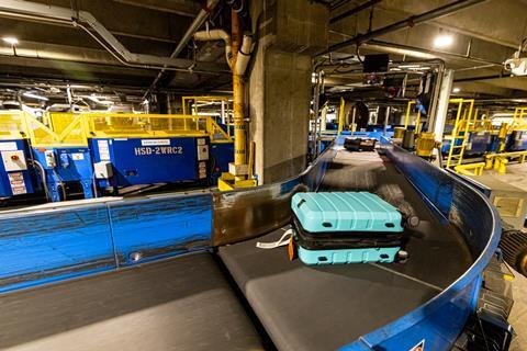 060326_Baggage_System_p-099
