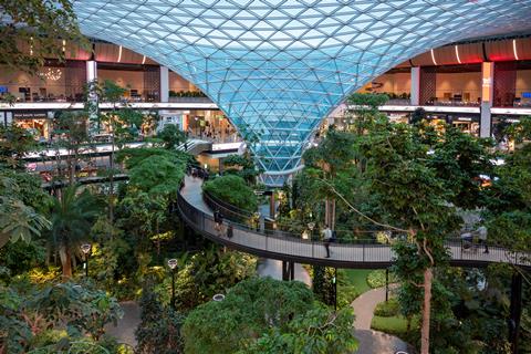 Doha,,Qatar,-,April,09,,2024:,Massive,Glass,Dome,And