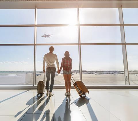 Dreamful,Loving,Couple,Is,Ready,For,Travel.,They,Are,Standing