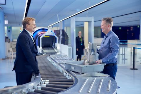 f9cf46a3-eeb1-4d05-ad1b-f70d87e53e71