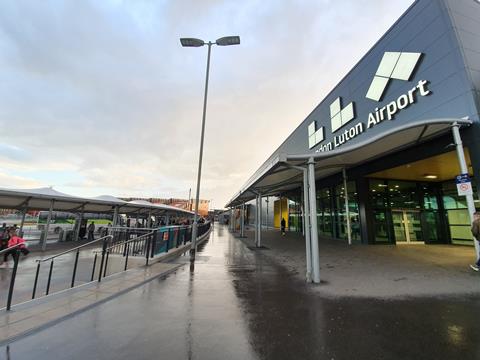 London,,United,Kingdom,-,June,08,19:,Newly,Renovated,Entry