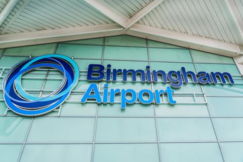 Birmingham,,Uk,-,August,13,,2016:,Birmingham,International,Airport.,Passenger